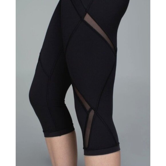 Lululemon Women's Cool To Street Crop Black - Picture 3 of 11